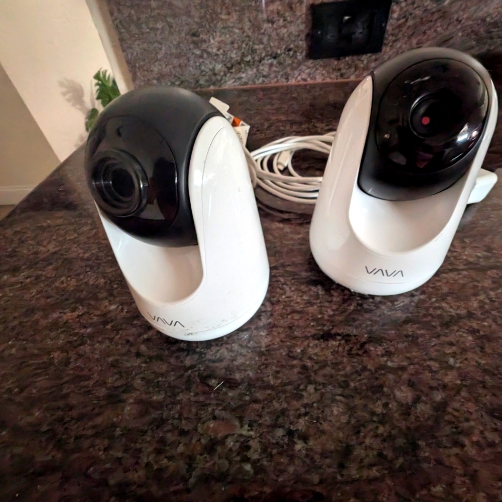 Vava White and Black Security Cameras ( No Monitor)